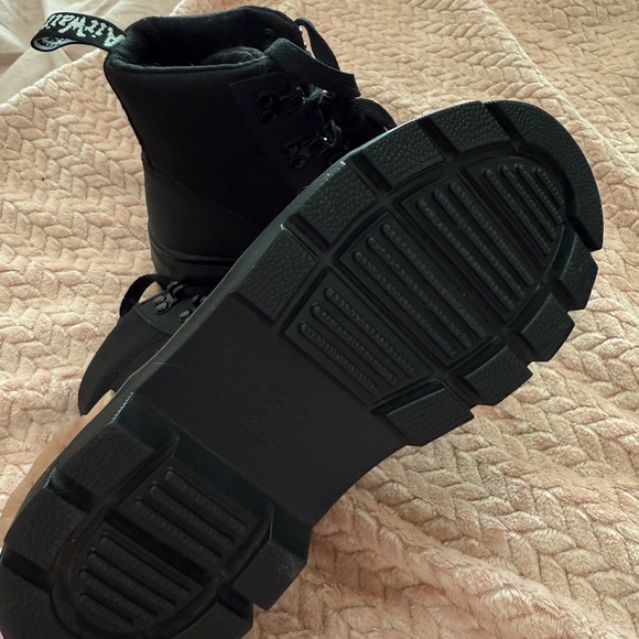 Doc Martens boots women’s sz 6 - Picture 2 of 3